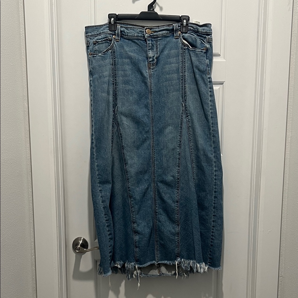 Denim Maxi Skirt with Frayed Hem